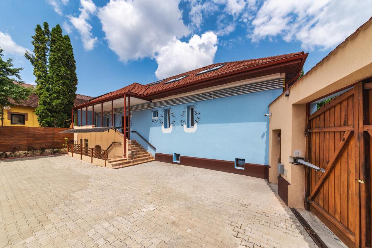 Nikolas Haus Braşov Buitenkant foto